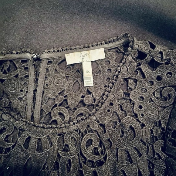 NWOT Joie Lindy Top Crochet Lace Black Sz XS - Picture 4 of 6
